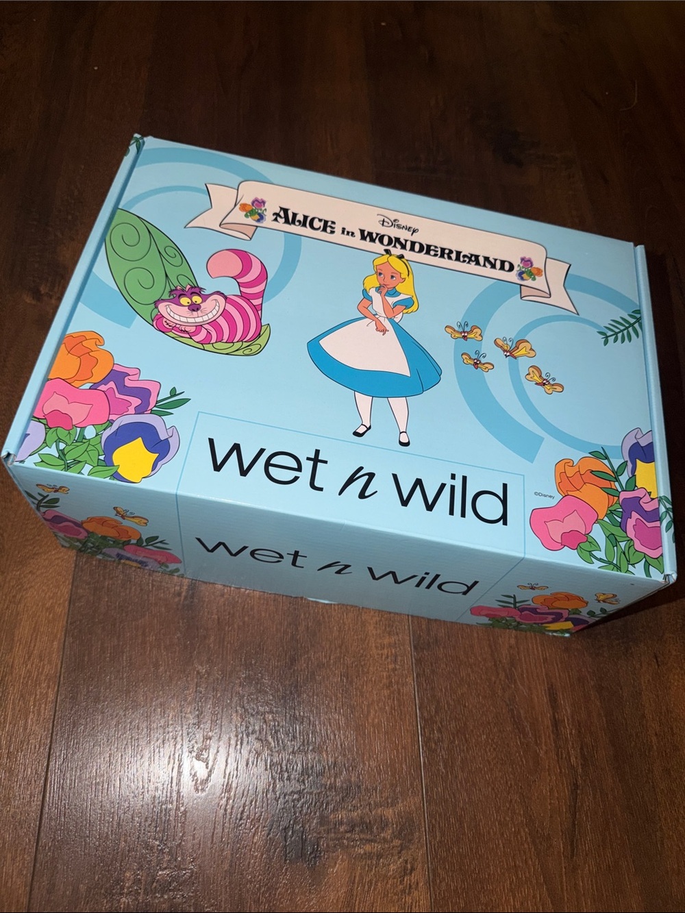 Wet n Wild Disney Alice in Wonderland PR Makeup Set (Limited Edition) - Picture 3 of 6
